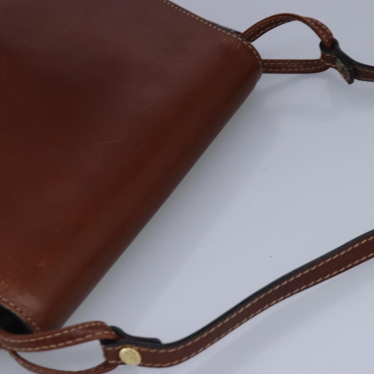 Bally Vintage Leather Brown Leather Shoulder Bag Bag (Pre-Owned)