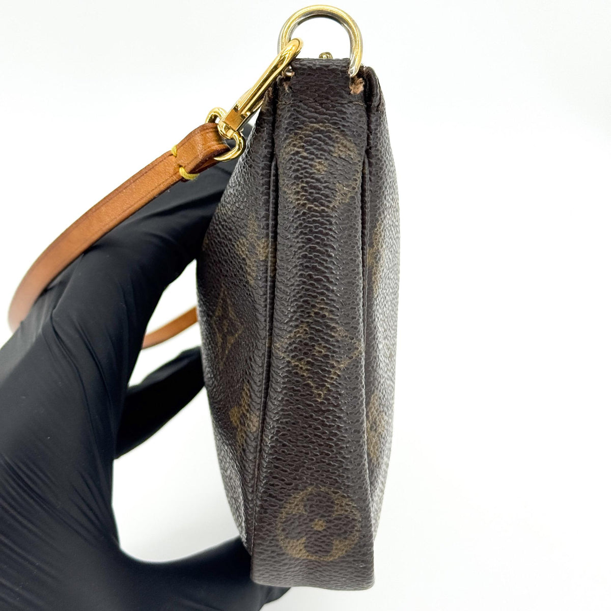 Louis Vuitton Louis Vuitton Monogramme Pochette Monogramme Canvas Brown Canvas Clutche & Pouche Bag (Pre-Owned)
