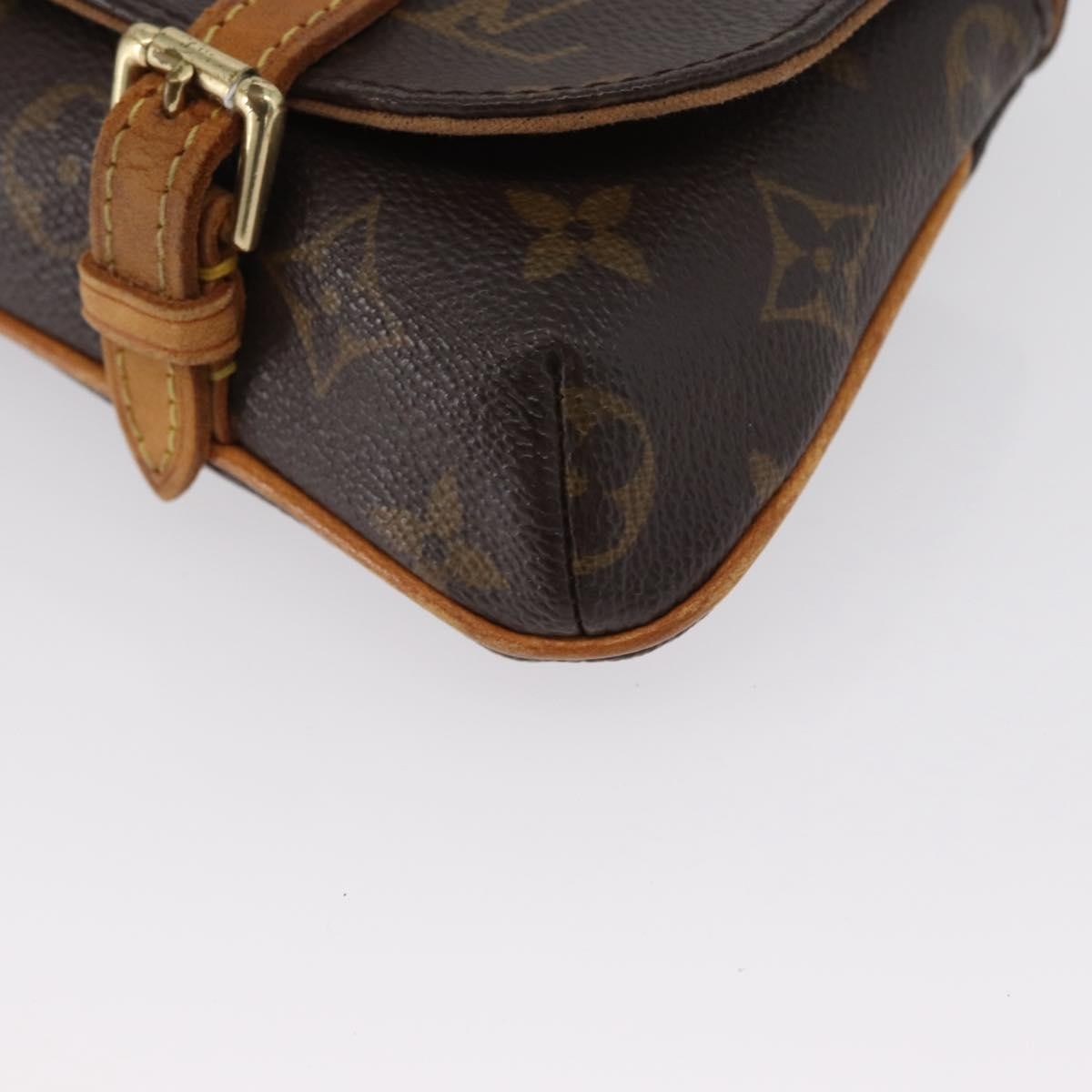 Louis Vuitton Marelle Waist Monogram Canvas Brown Canvas Handbag (Pre-Owned)
