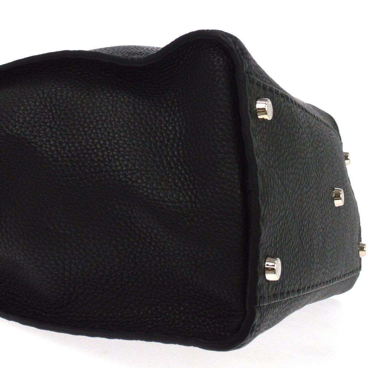 Fendi Selleria Peekaboo Leather Black Leather Handbag (Pre-Owned)