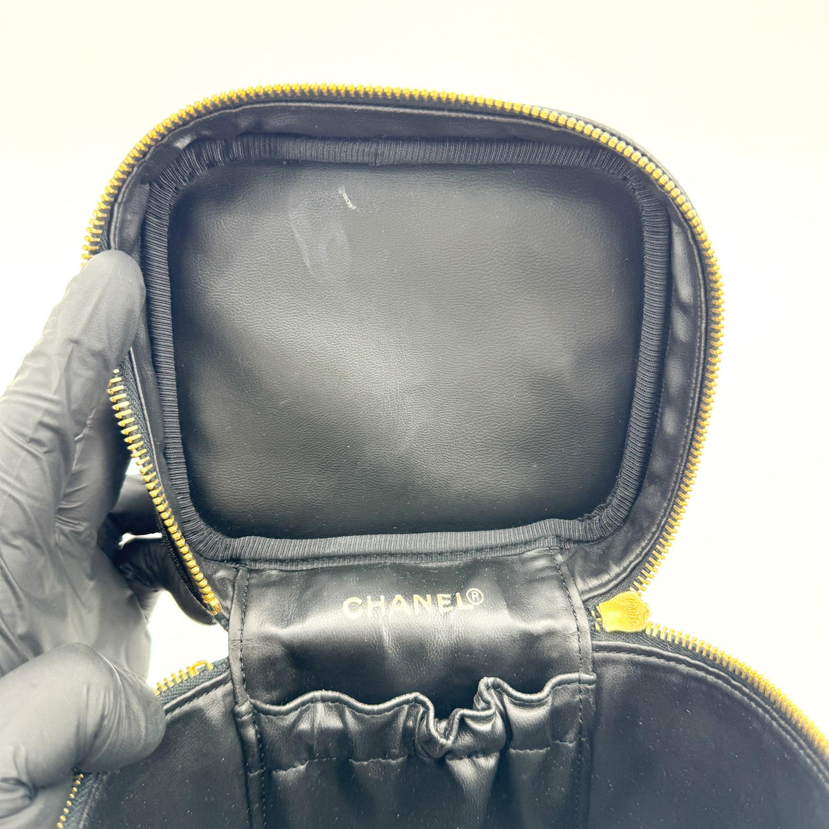 Chanel Vintage Timeless Cosmetic Case Caviar Black Leather Clutche & Pouche Bag (Pre-Owned)