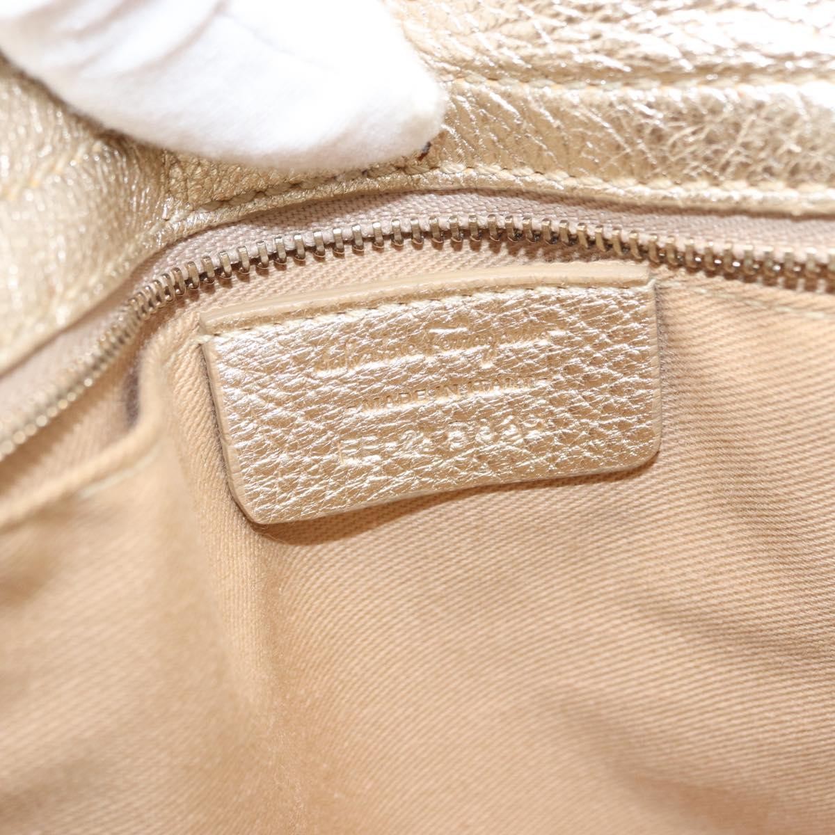 Salvatore Ferragamo Gancini Leather Gold Leather Shoulder Bag Bag (Pre-Owned)