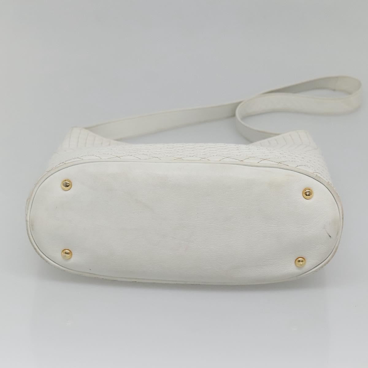 Bally Vintage Quilted Leather White Leather Shoulder Bag Bag (Pre-Owned)