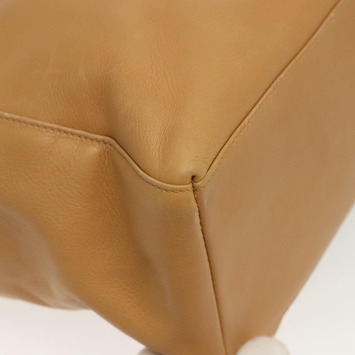 Salvatore Ferragamo Shoulder Leather Beige Leather Shoulder Bag Bag (Pre-Owned)