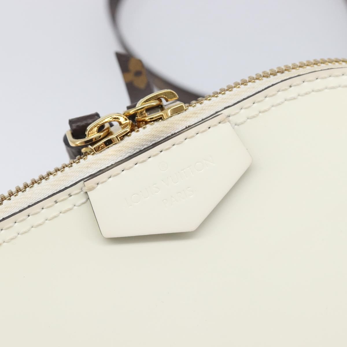 Louis Vuitton Alma Chain Vernis With Monogram Canvas White Patent_Leather Handbag (Pre-Owned)
