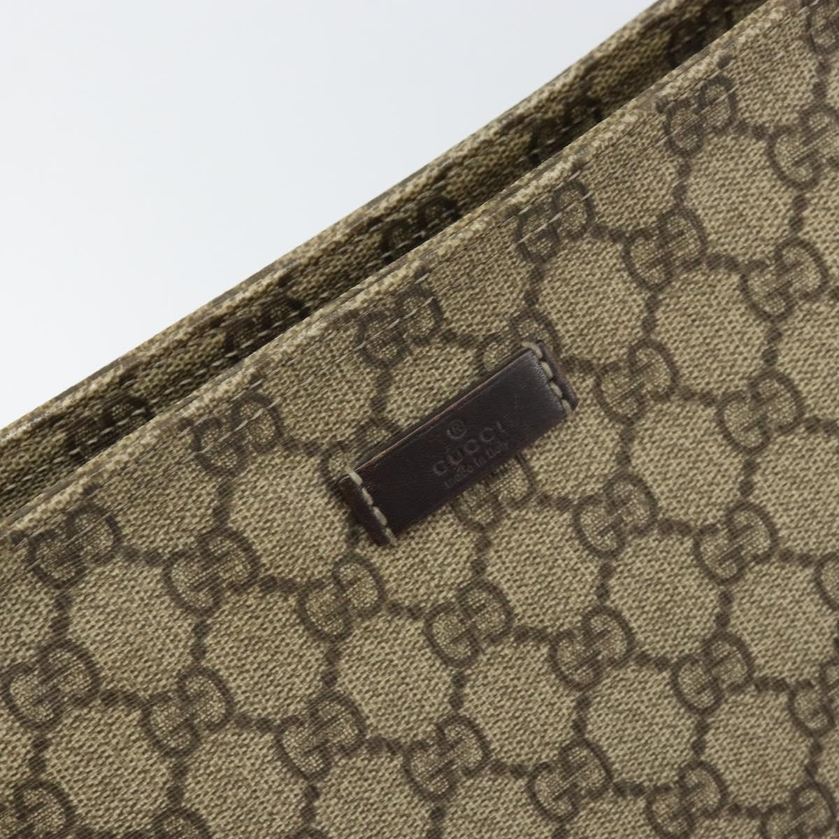 Gucci Zip Top Messenger Gg Coated Canvas Beige Pvc Shoulder Bag Bag (Pre-Owned)