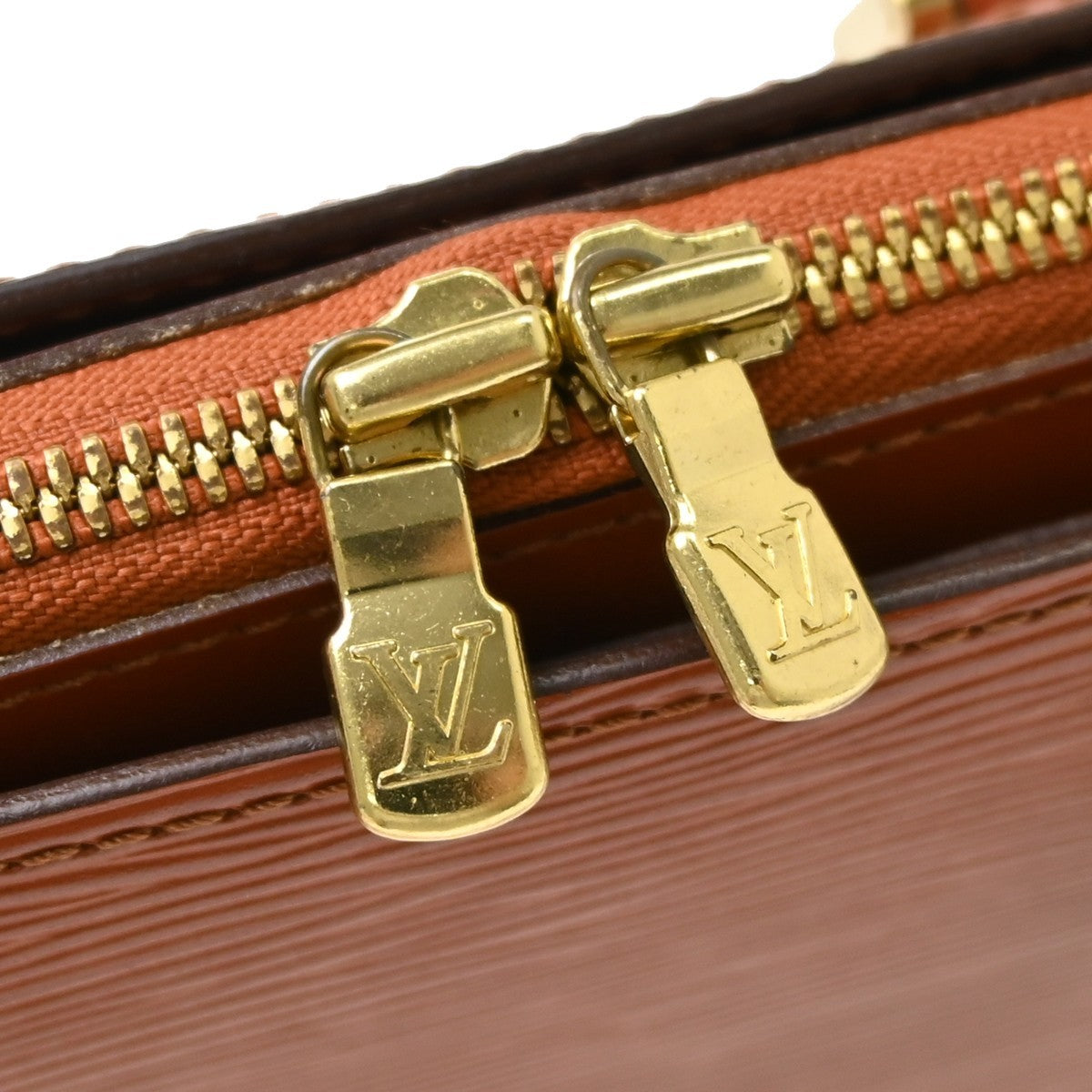 Louis Vuitton Pont Neuf Epi Leather Brown Leather Handbag (Pre-Owned)