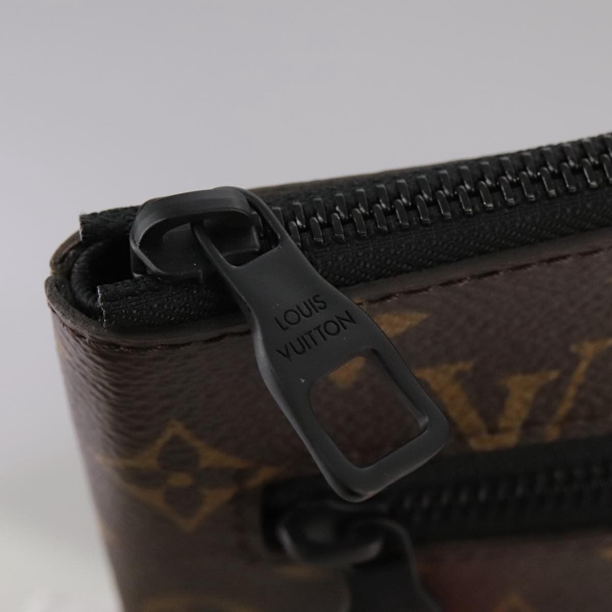 Louis Vuitton Solar Ray A4 Monogram Canvas Brown Canvas Clutche & Pouche Bag (Pre-Owned)
