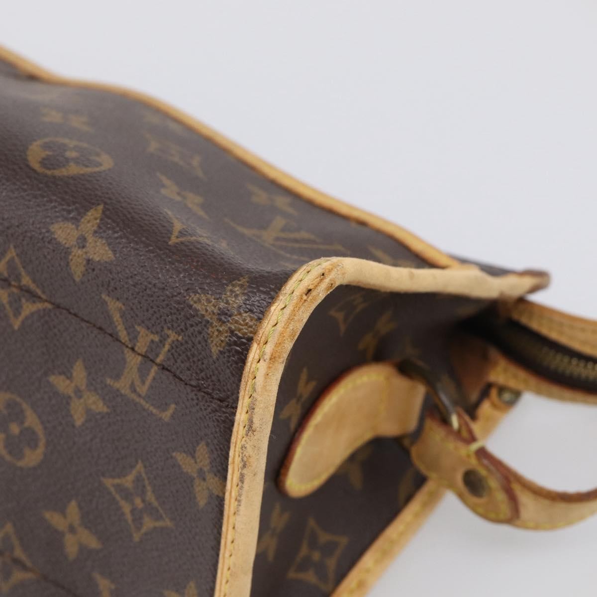 Louis Vuitton Popincourt Monogram Canvas Brown Canvas Shoulder Bag Bag (Pre-Owned)