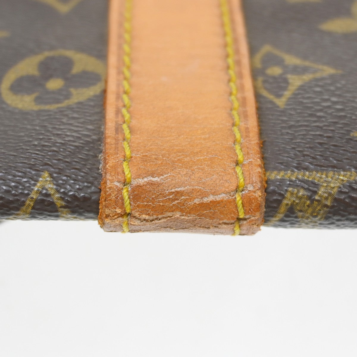 Louis Vuitton Keepall Monogram Canvas Brown Canvas Travel Bag Bag (Pre-Owned)
