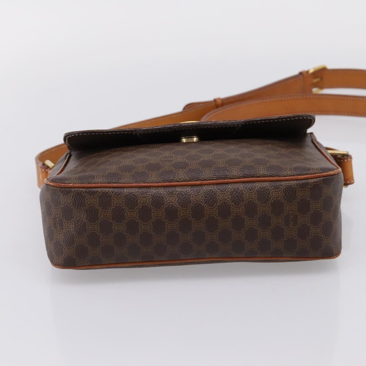 Celine Vintage Macadam Circle Logo Canvas And Leather Brown Canvas Shoulder Bag Bag (Pre-Owned)