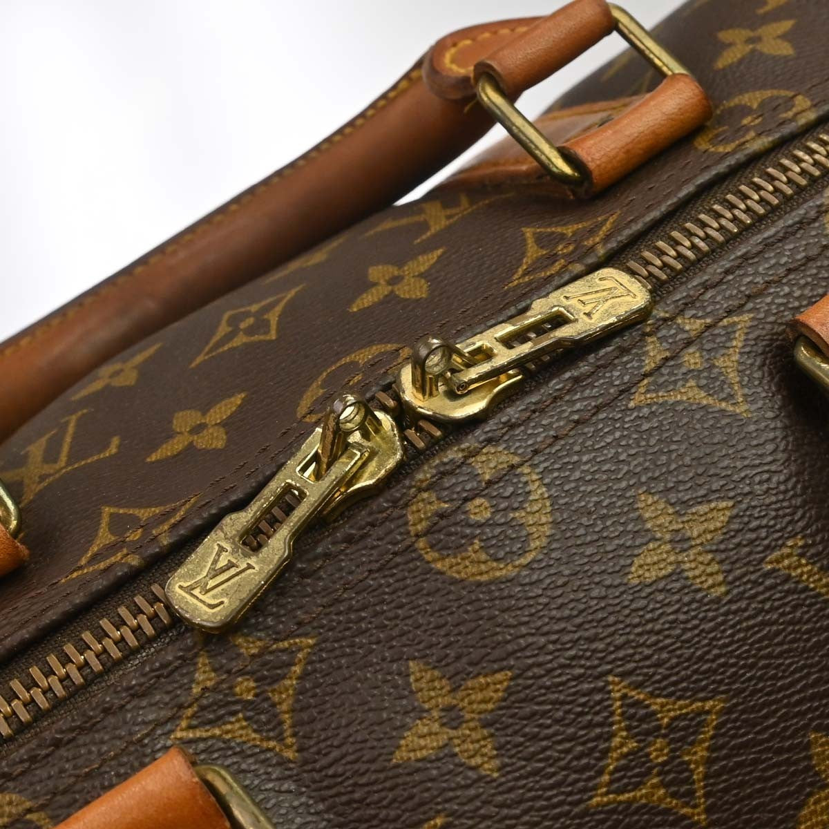 Louis Vuitton Keepall Monogram Canvas Brown Canvas Travel Bag Bag (Pre-Owned)