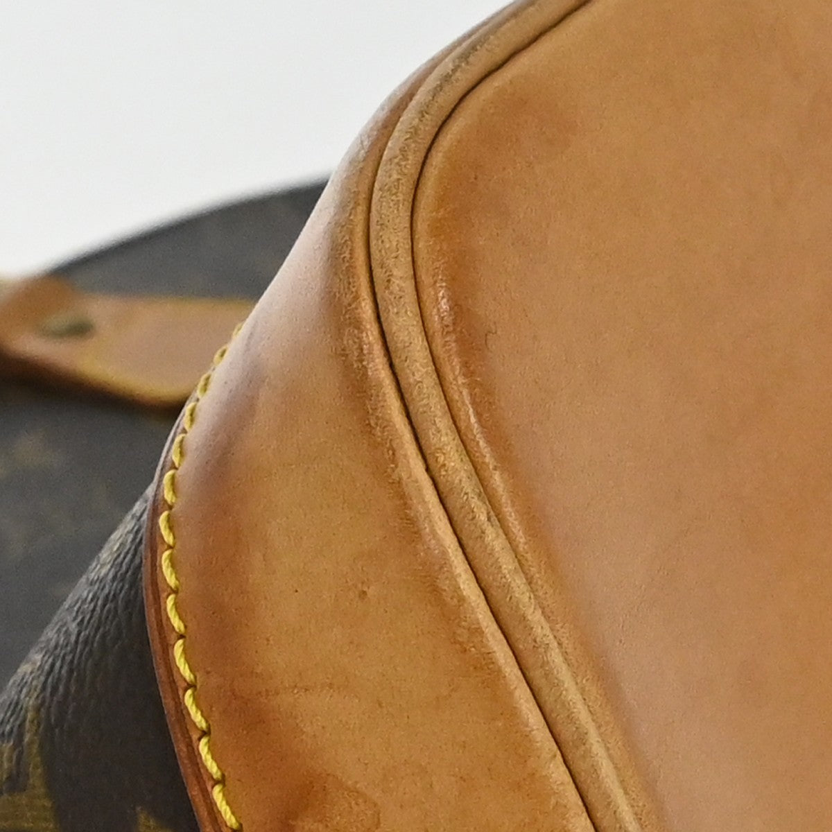 Louis Vuitton Alma Monogram Brown Canvas Handbag (Pre-Owned)