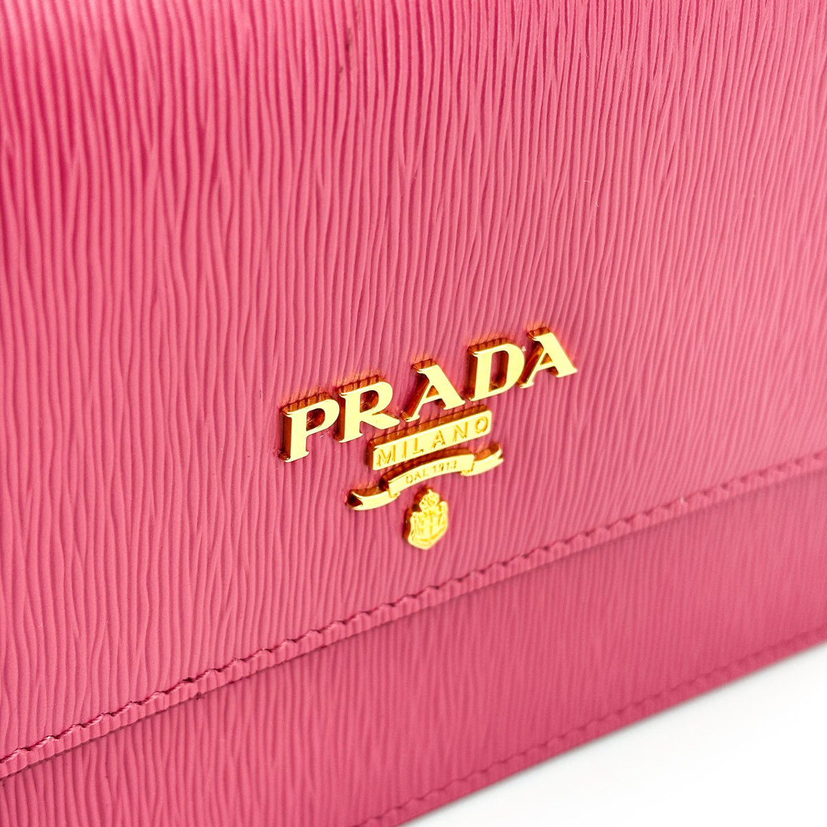 Prada Flap Vitello Move Red Calfskin Shoulder Bag Bag (Pre-Owned)