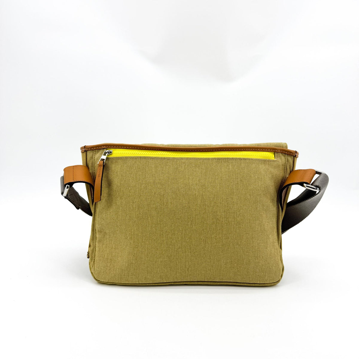 Loewe Shoulder Bag Canvas Brown Canvas Shoulder Bag Bag (Pre-Owned)