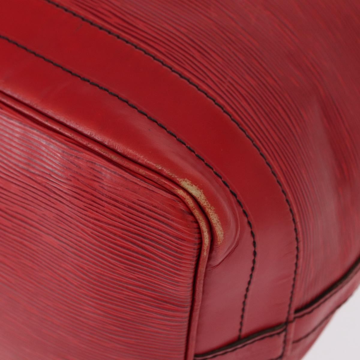 Louis Vuitton Noe Epi Leather Red Leather Shoulder Bag Bag (Pre-Owned)