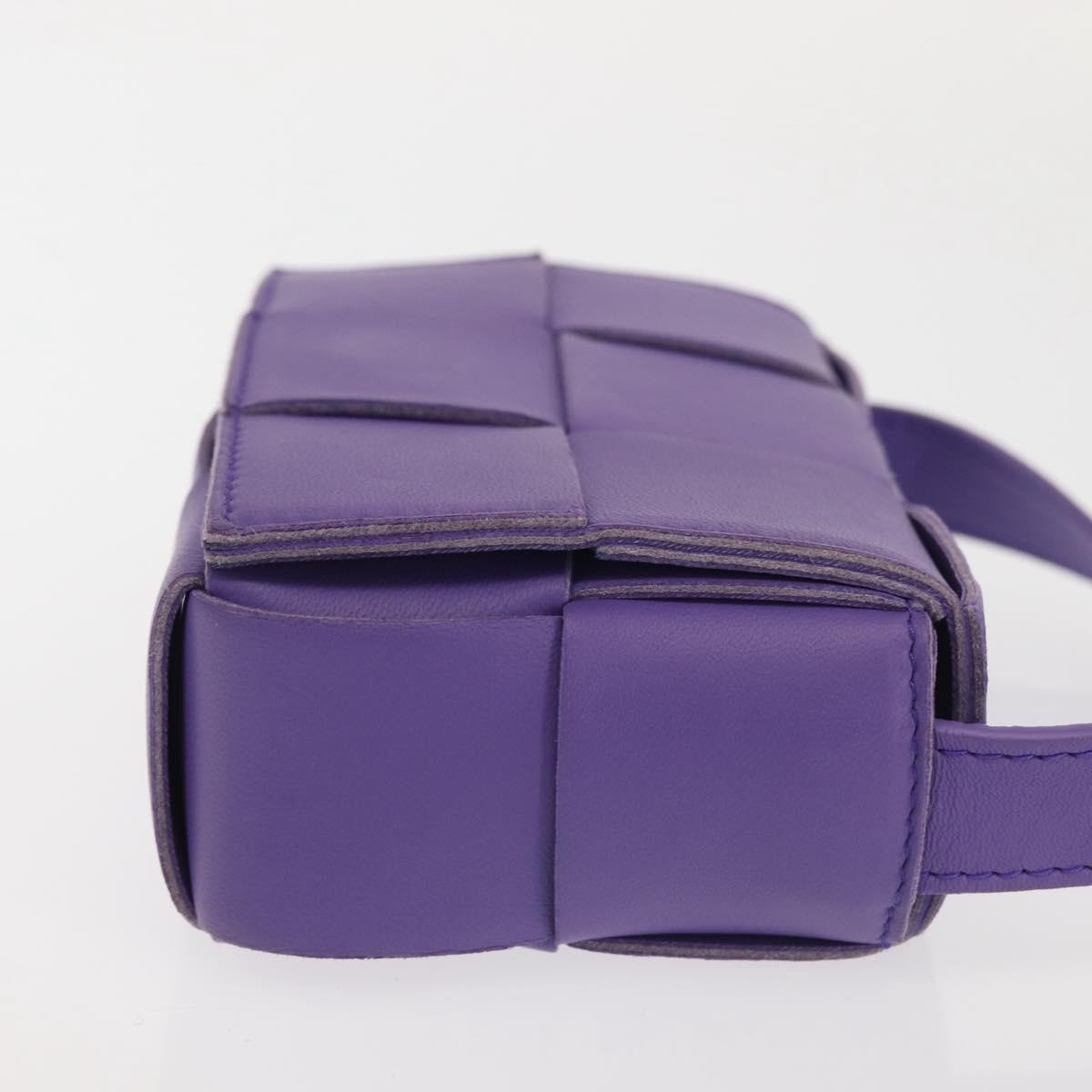 Bottega Veneta Cassette Maxi Intrecciato Leather Purple Leather Clutche & Pouche Bag (Pre-Owned)