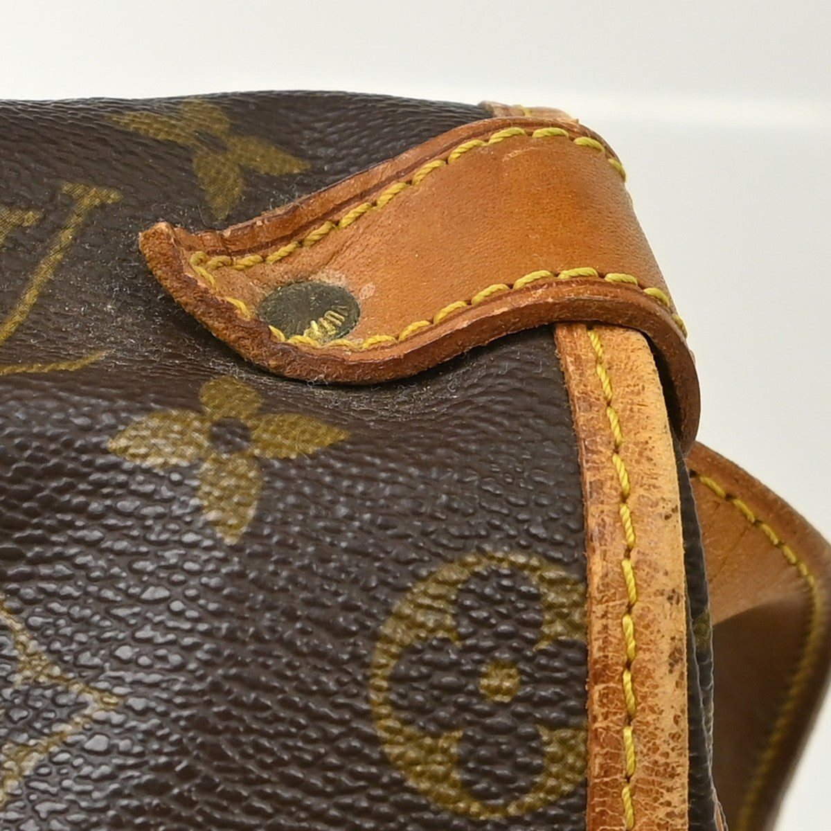Louis Vuitton Saumur Monogram Canvas Brown Canvas Shoulder Bag Bag (Pre-Owned)