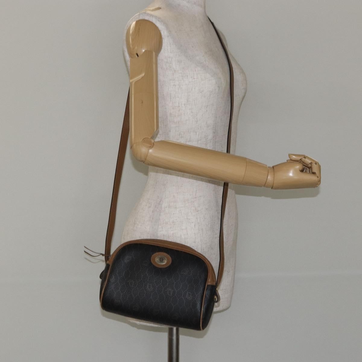Christian Dior Vintage Honeycomb Zip Coated Canvas Black Canvas Shoulder Bag Bag (Pre-Owned)