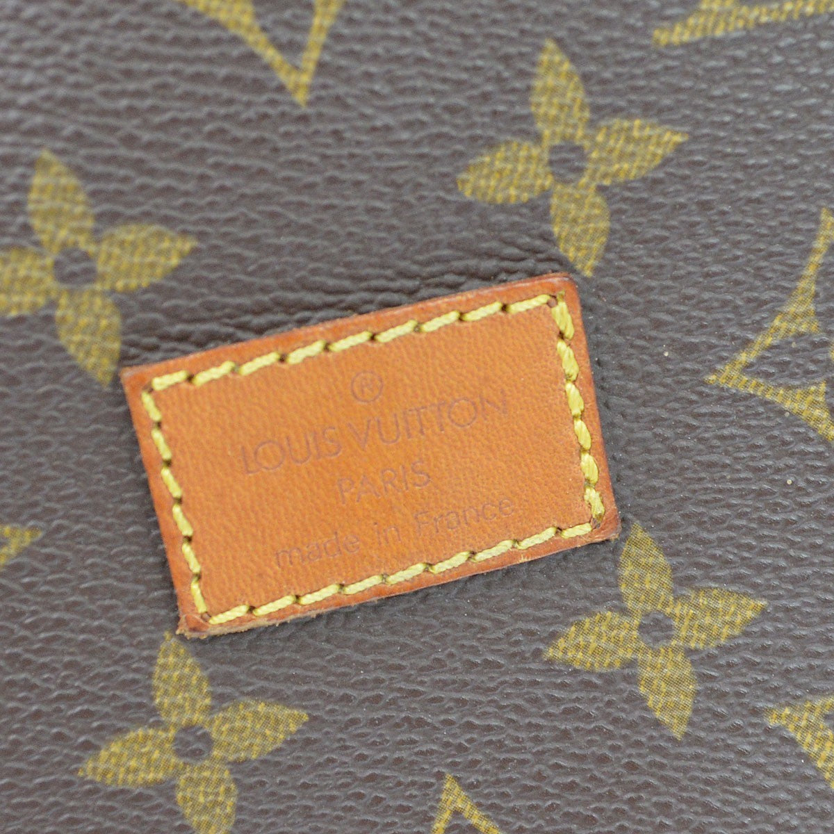 Louis Vuitton Saumur Monogram Canvas Brown Canvas Shoulder Bag Bag (Pre-Owned)