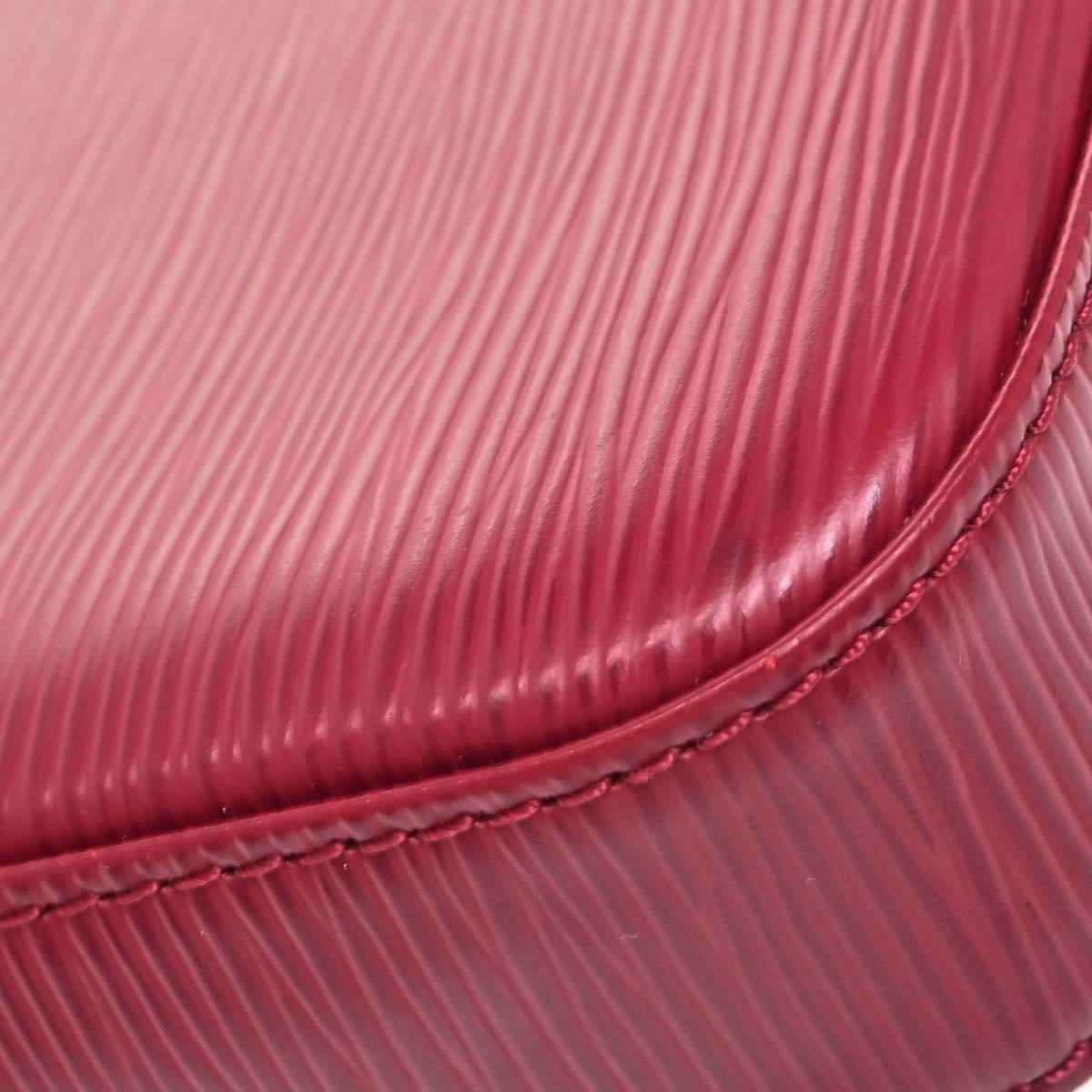 Louis Vuitton Pochette Accessoires Nm Electric Epi Leather Pink Leather Clutche & Pouche Bag (Pre-Owned)