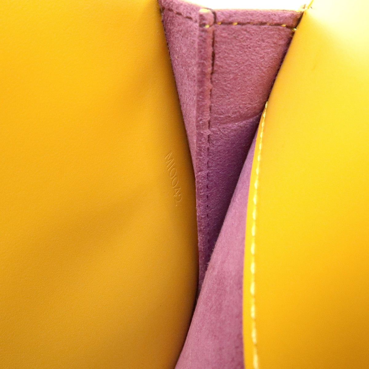 Louis Vuitton Pont Neuf Epi Leather Yellow Leather Handbag (Pre-Owned)
