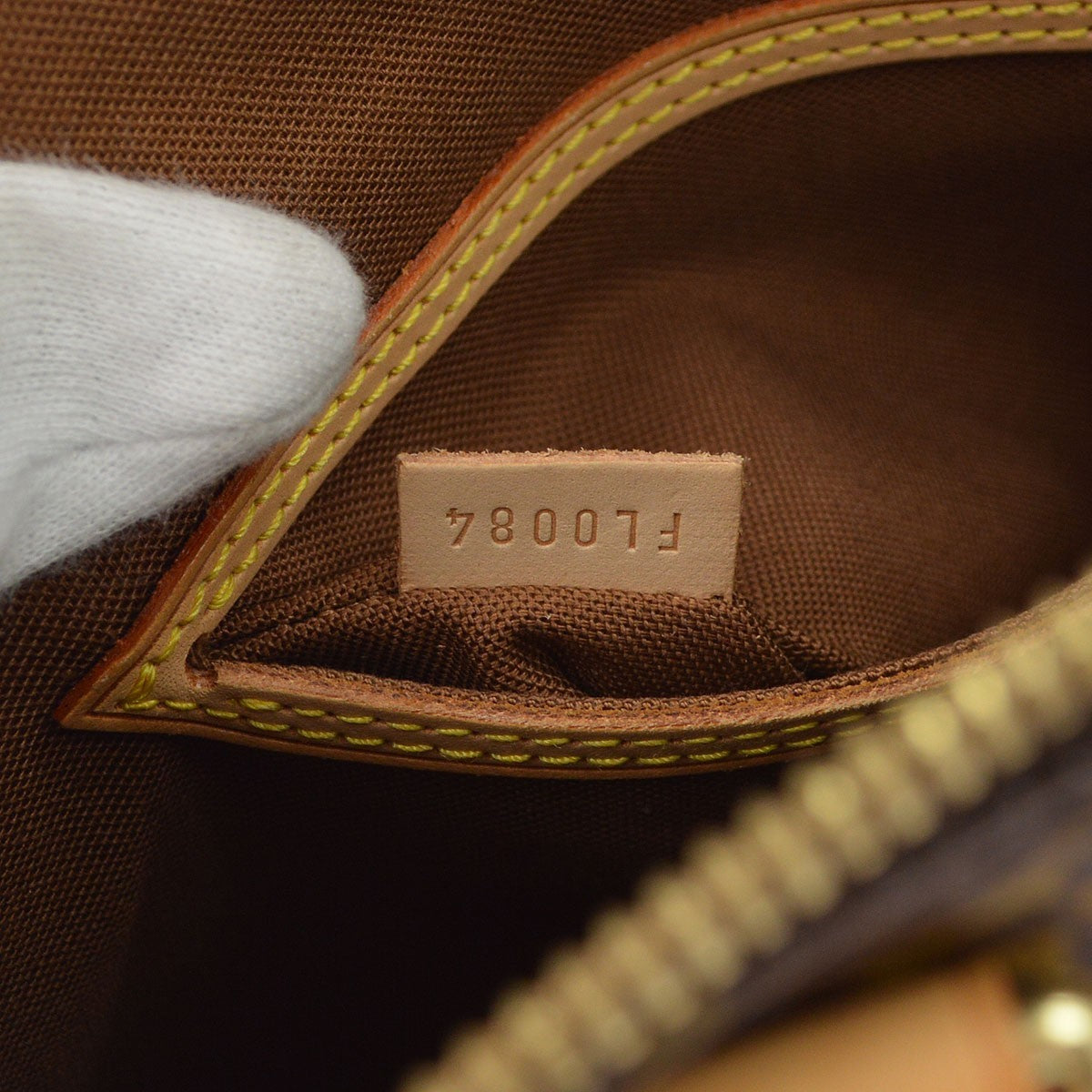 Louis Vuitton Alma Monogram Canvas Brown Canvas Handbag (Pre-Owned)