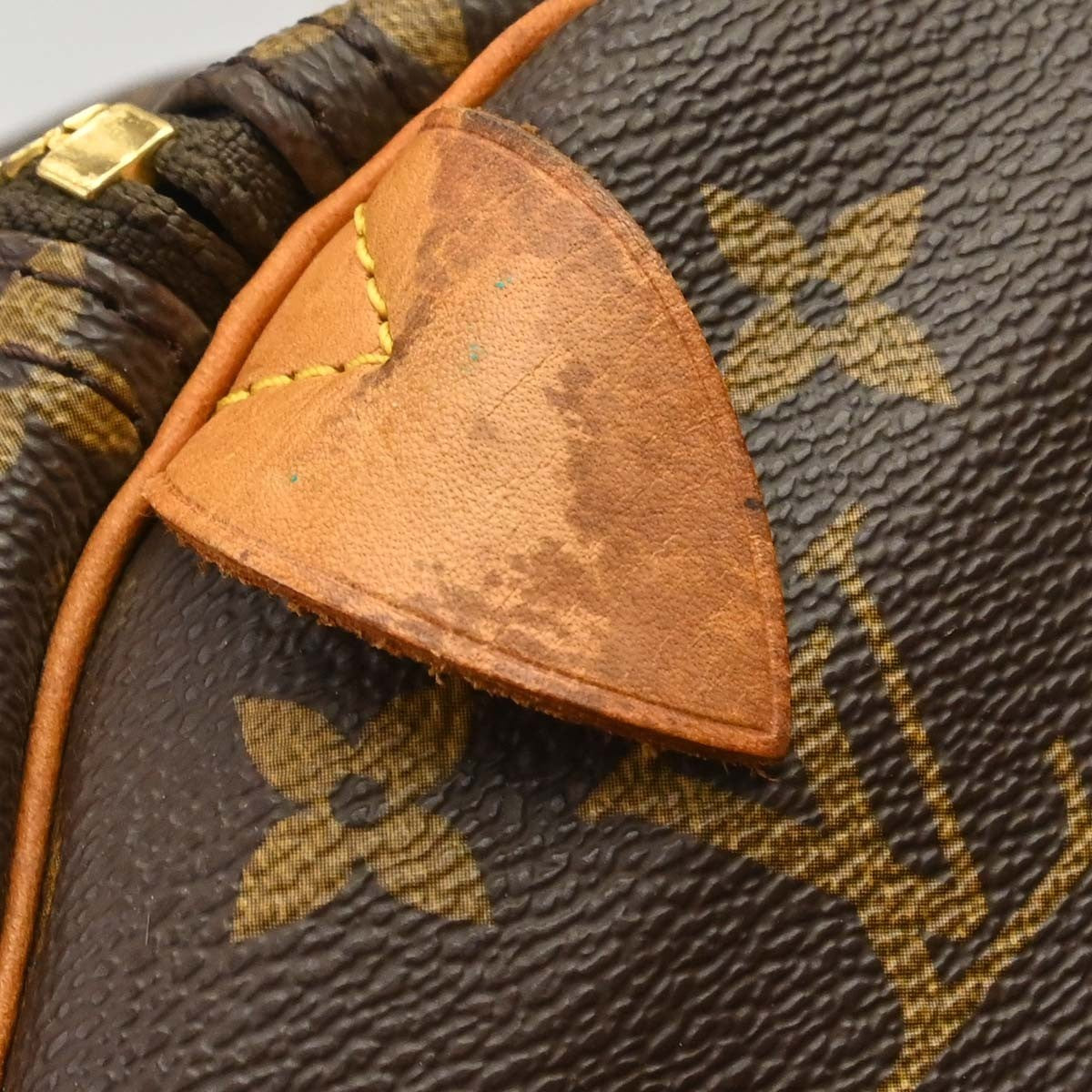Louis Vuitton Keepall Monogram Canvas Brown Canvas Travel Bag Bag (Pre-Owned)