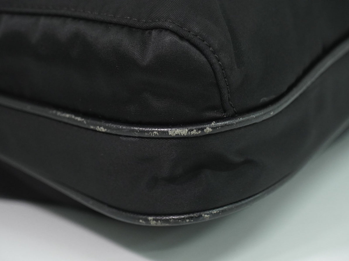 Prada Front Zip Messenger Quilted Tessuto Black Nylon Shoulder Bag Bag (Pre-Owned)