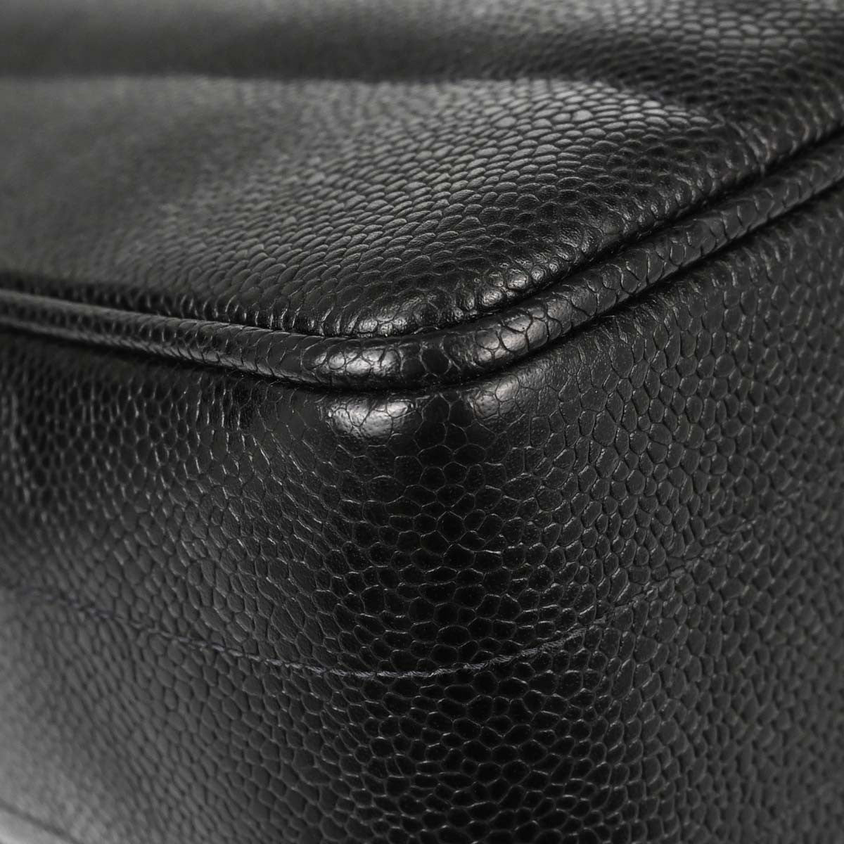 Chanel Vintage Top Handle Vertical Quilt Caviar Black Calfskin Handbag (Pre-Owned)