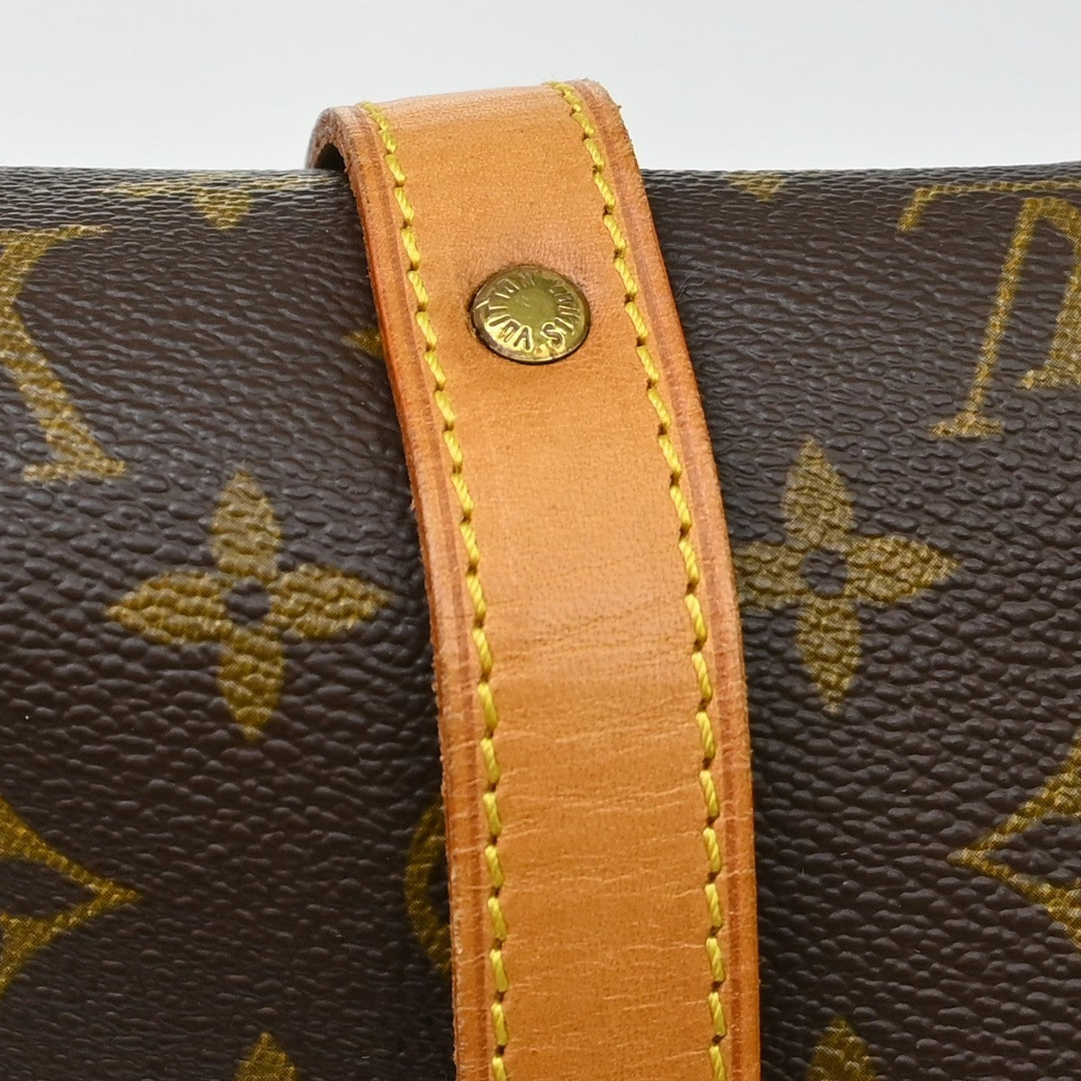 Louis Vuitton Saumur Monogram Canvas Brown Canvas Handbag (Pre-Owned)