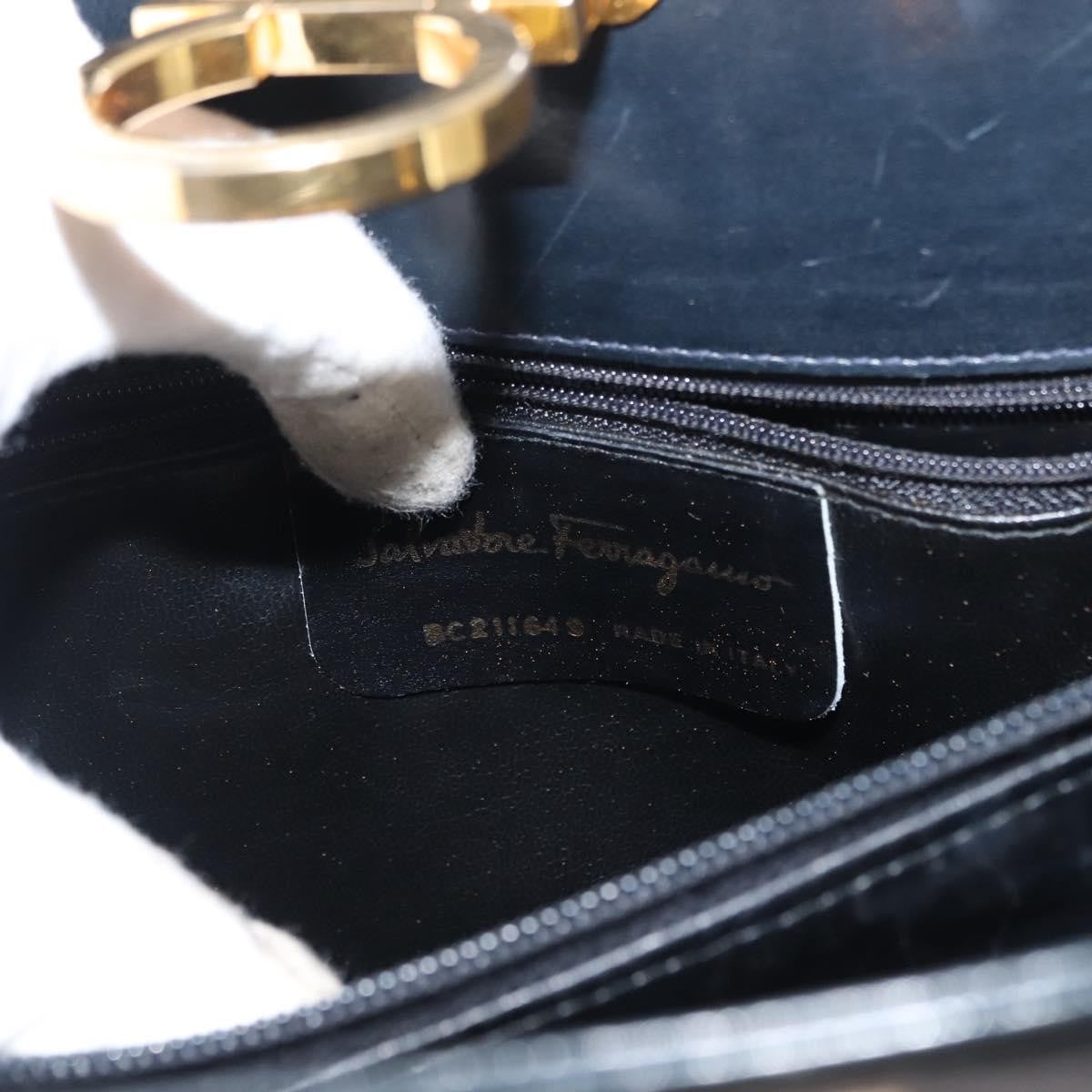 Salvatore Ferragamo Gancini Leather Navy Leather Shoulder Bag Bag (Pre-Owned)