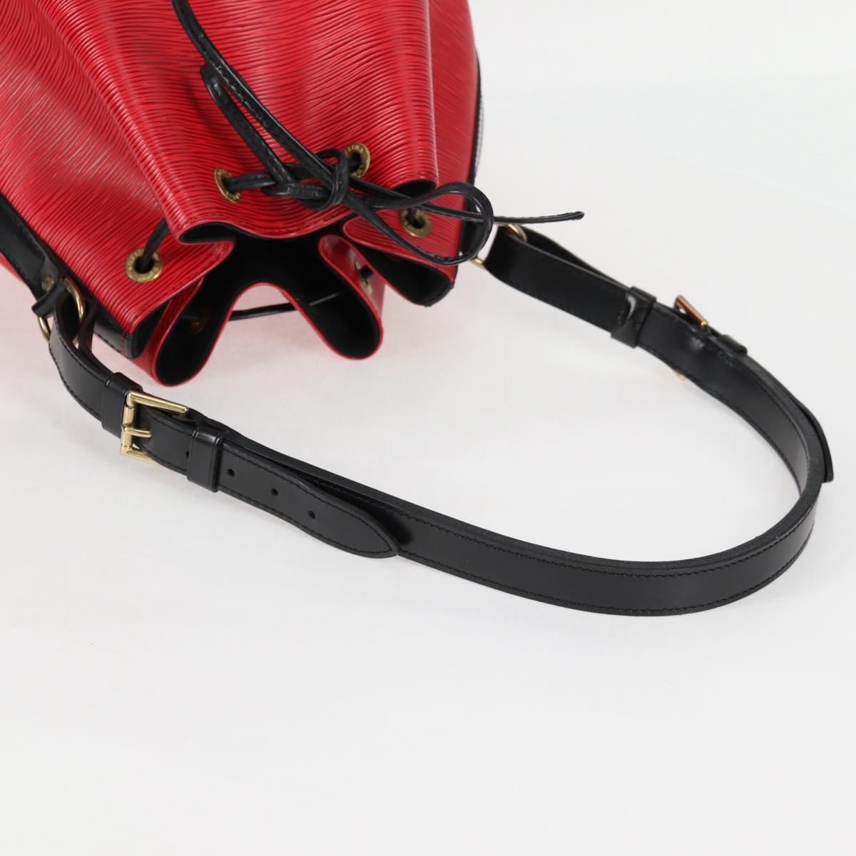 Louis Vuitton Bicolor Petit Noe Epi Leather Red Leather Handbag (Pre-Owned)