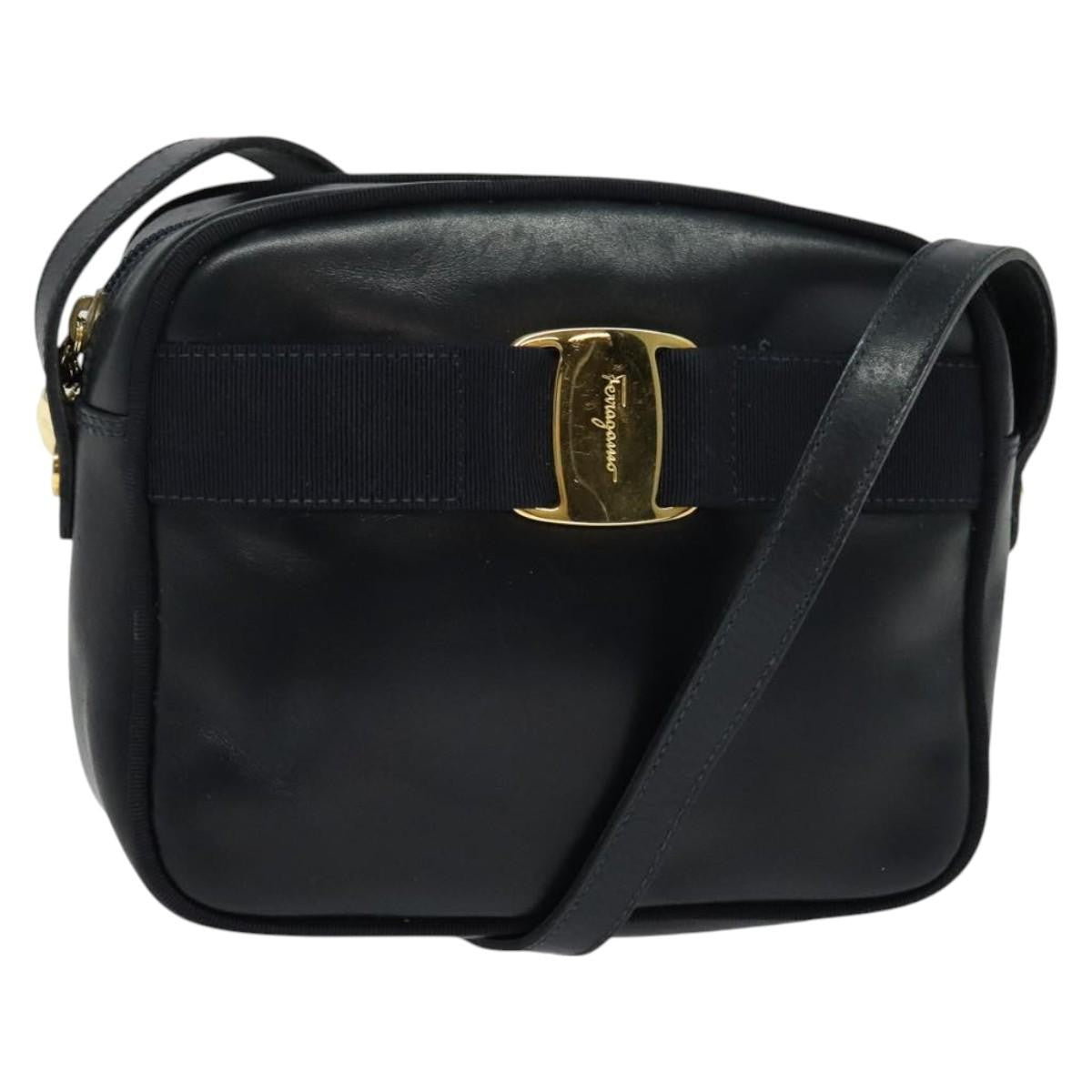 Salvatore Ferragamo Vala Leather Navy Leather Shoulder Bag Bag (Pre-Owned)