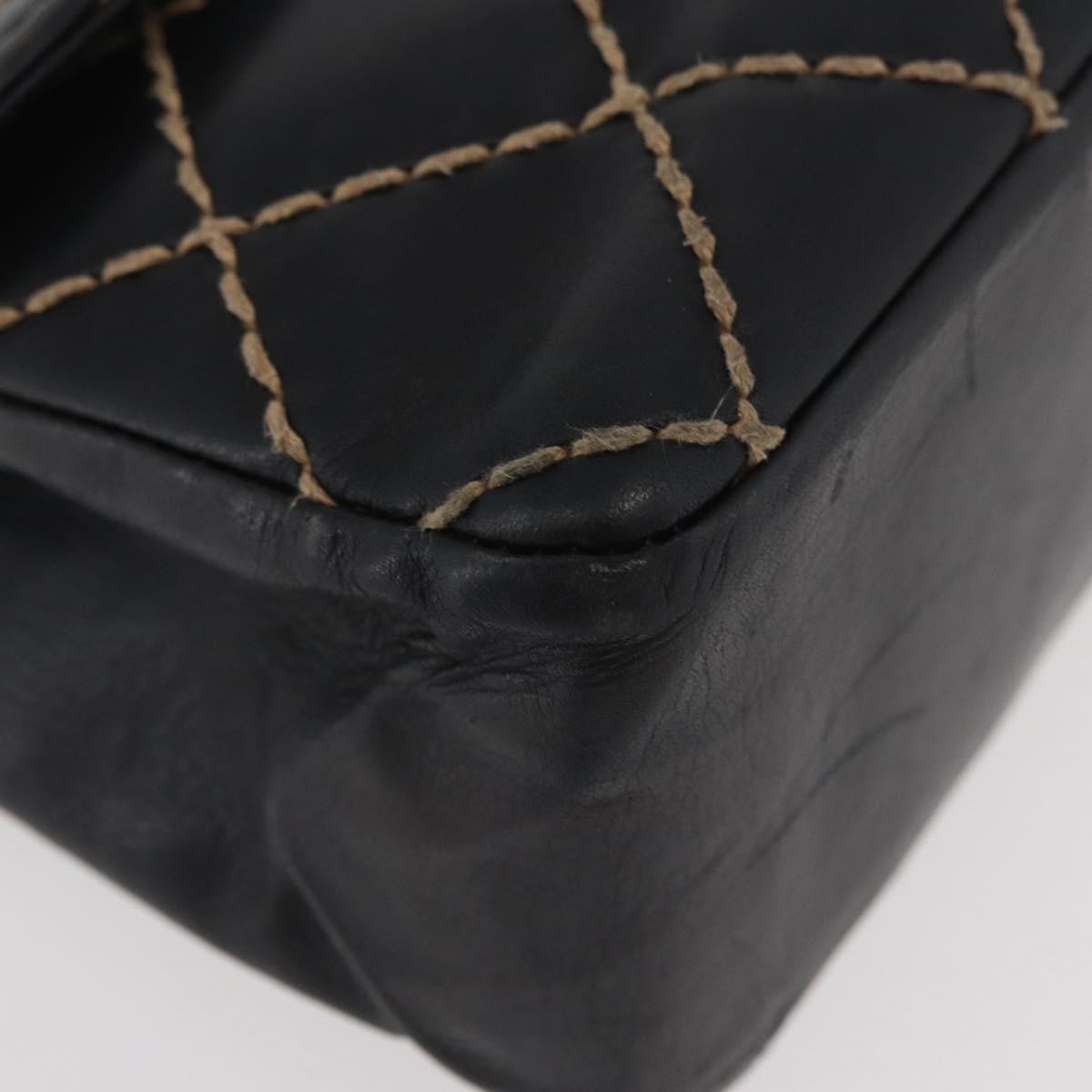 Chanel Chanel Matelassé Cuir Noir Black Leather Black Leather Handbag (Pre-Owned)