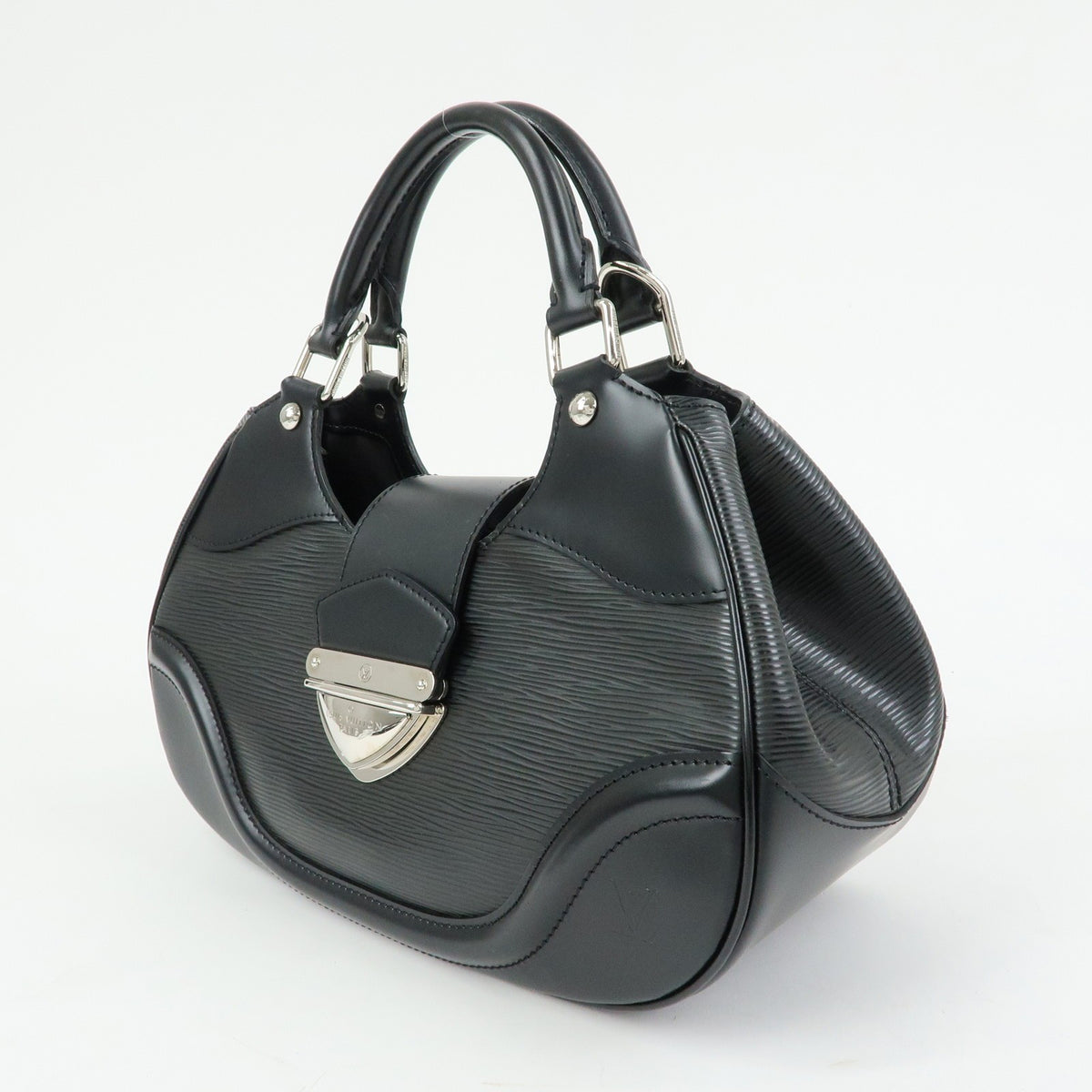 Louis Vuitton Montaigne Sac Epi Leather Black Leather Handbag (Pre-Owned)