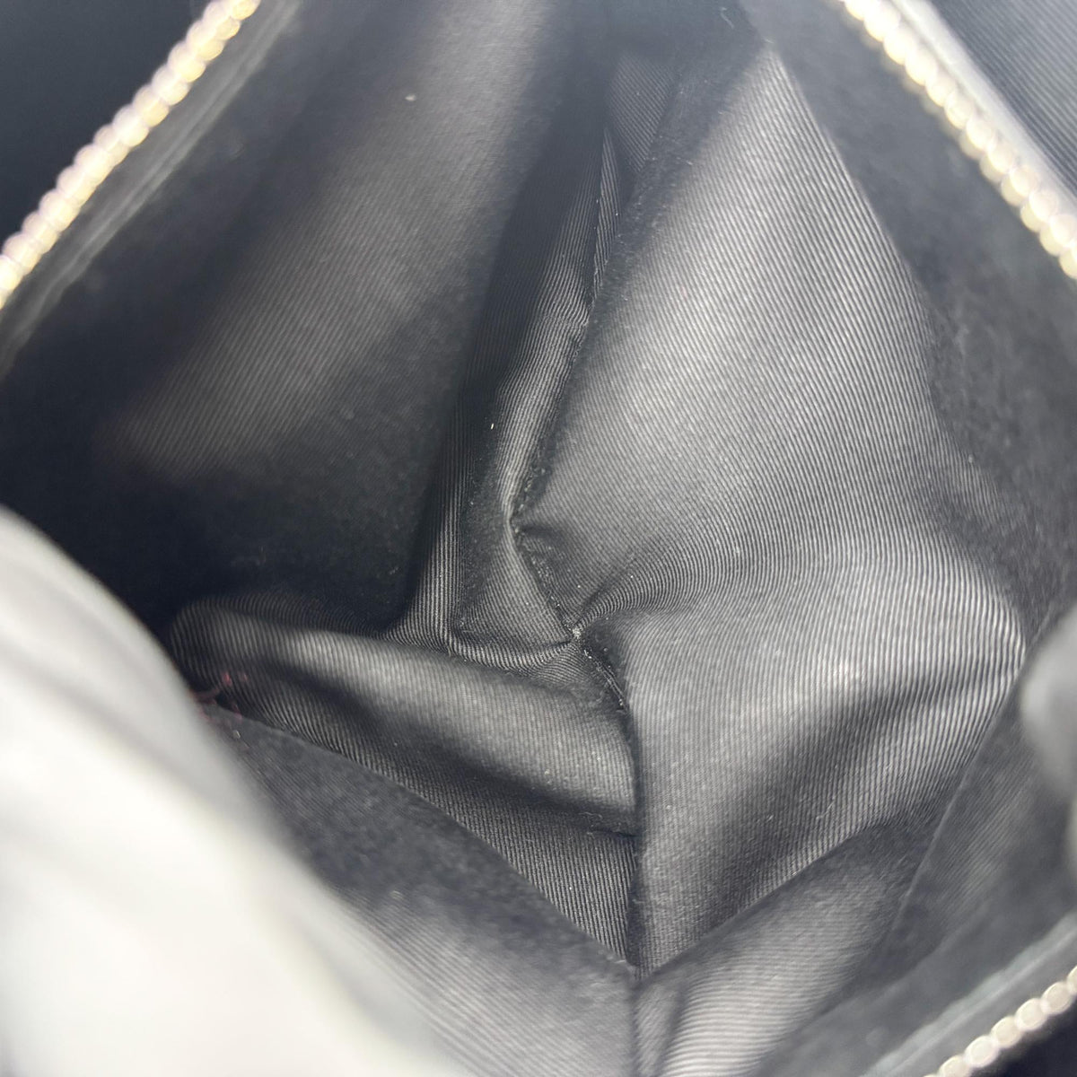 Saint Laurent West Hollywood Crocodile Embossed Leather Black Leather Shoulder Bag Bag (Pre-Owned)