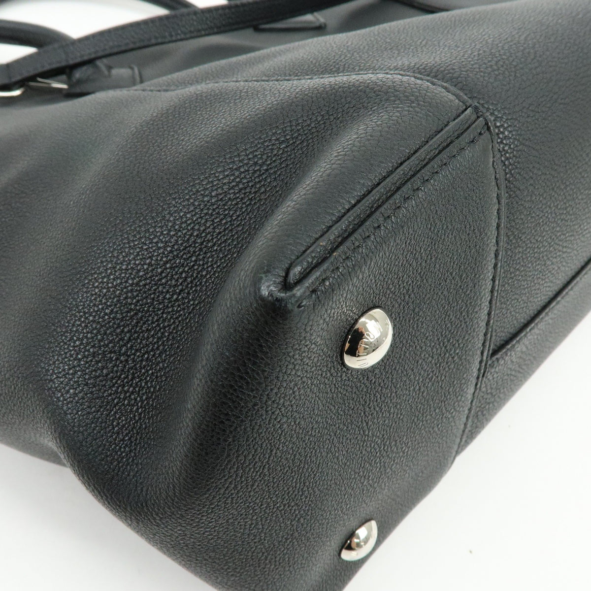 Louis Vuitton Soft Lockit Leather Black Leather Handbag (Pre-Owned)