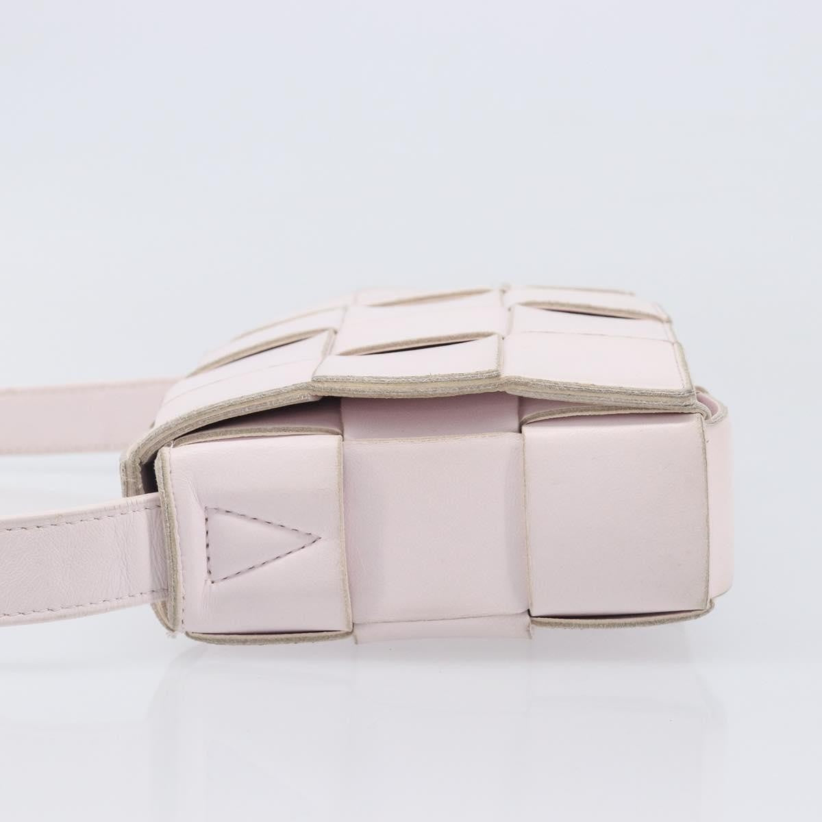 Bottega Veneta Cassette Maxi Intrecciato Leather Pink Leather Crossbody Bag Bag (Pre-Owned)