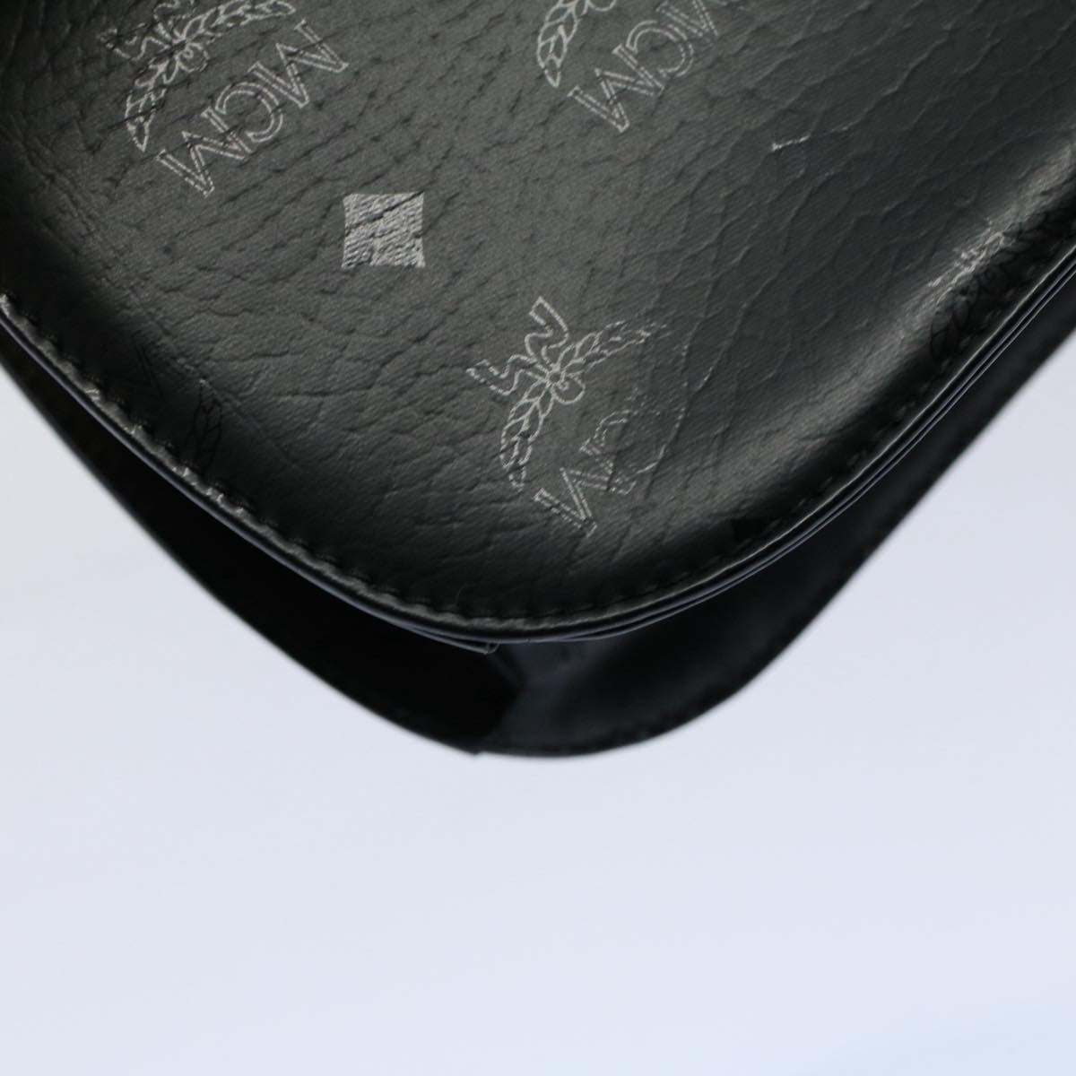 MCM Vintage Vicetos Leather Black Leather Shoulder Bag Bag (Pre-Owned)