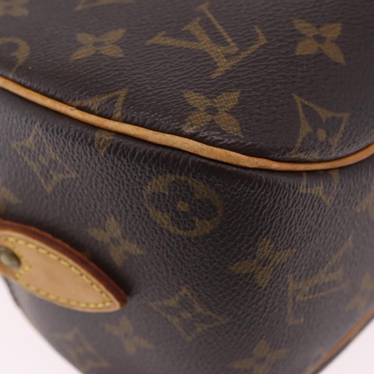 Louis Vuitton Blois Monogram Canvas Brown Canvas Shoulder Bag Bag (Pre-Owned)
