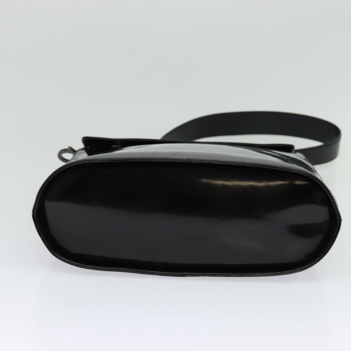 Salvatore Ferragamo Gancini Patent Leather Black Patent_Leather Shoulder Bag Bag (Pre-Owned)