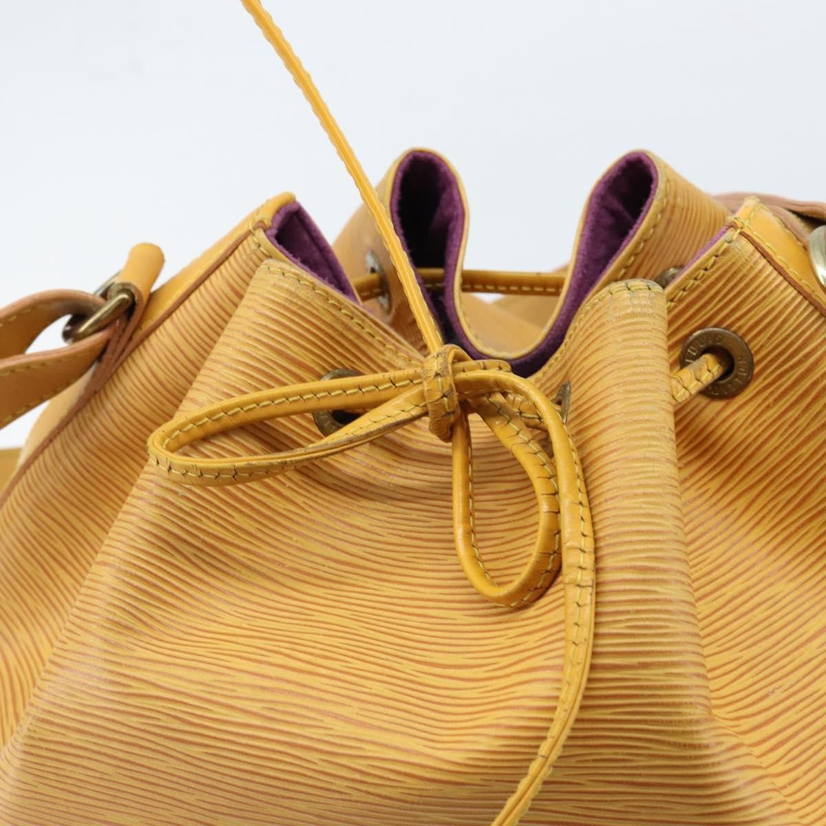 Louis Vuitton Petit Noe Nm Epi Leather Yellow Leather Shoulder Bag Bag (Pre-Owned)