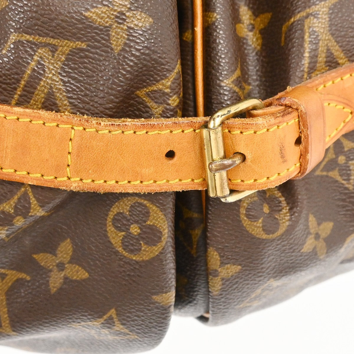 Louis Vuitton Saumur Monogram Canvas Brown Canvas Shoulder Bag Bag (Pre-Owned)