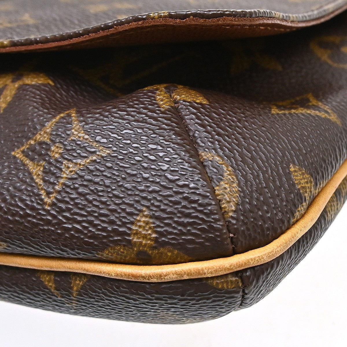 Louis Vuitton Musette Tango Monogram Canvas Brown Canvas Shoulder Bag Bag (Pre-Owned)