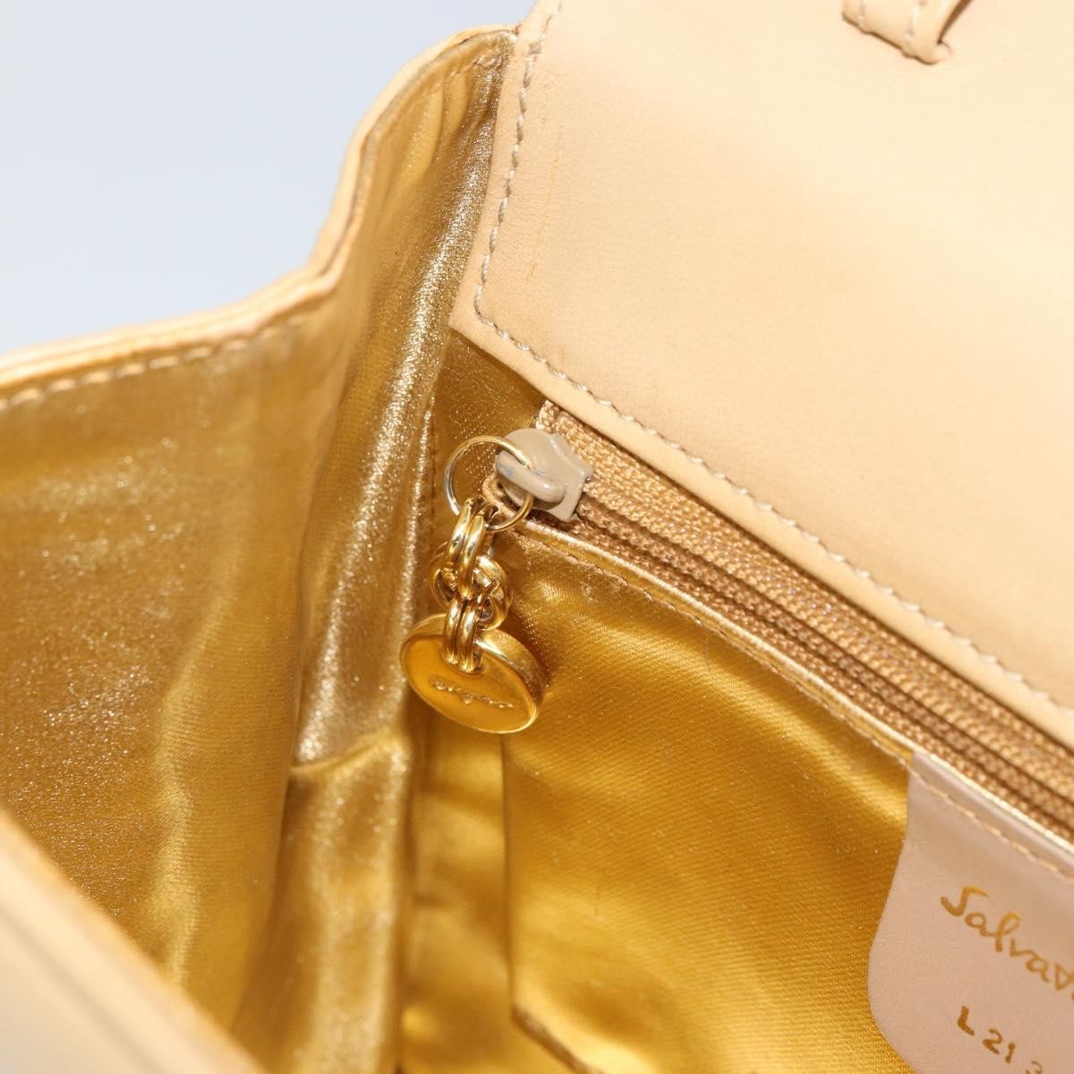 Salvatore Ferragamo Vintage Chain Leather Beige Leather Handbag (Pre-Owned)