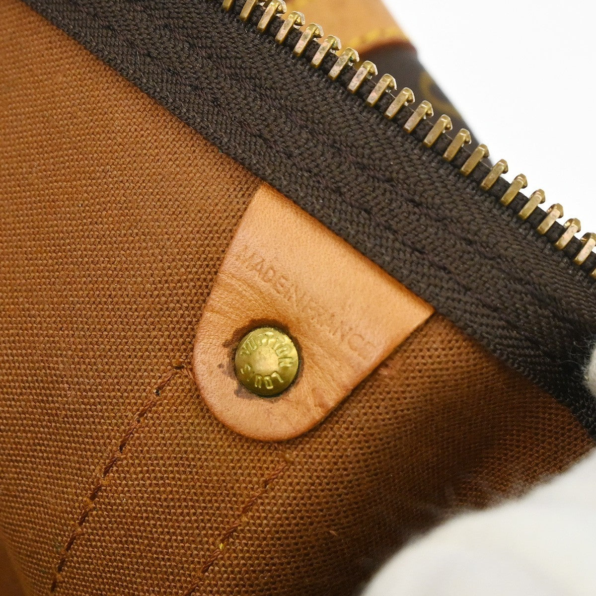 Louis Vuitton Keepall Monogram Brown Canvas Travel Bag Bag (Pre-Owned)