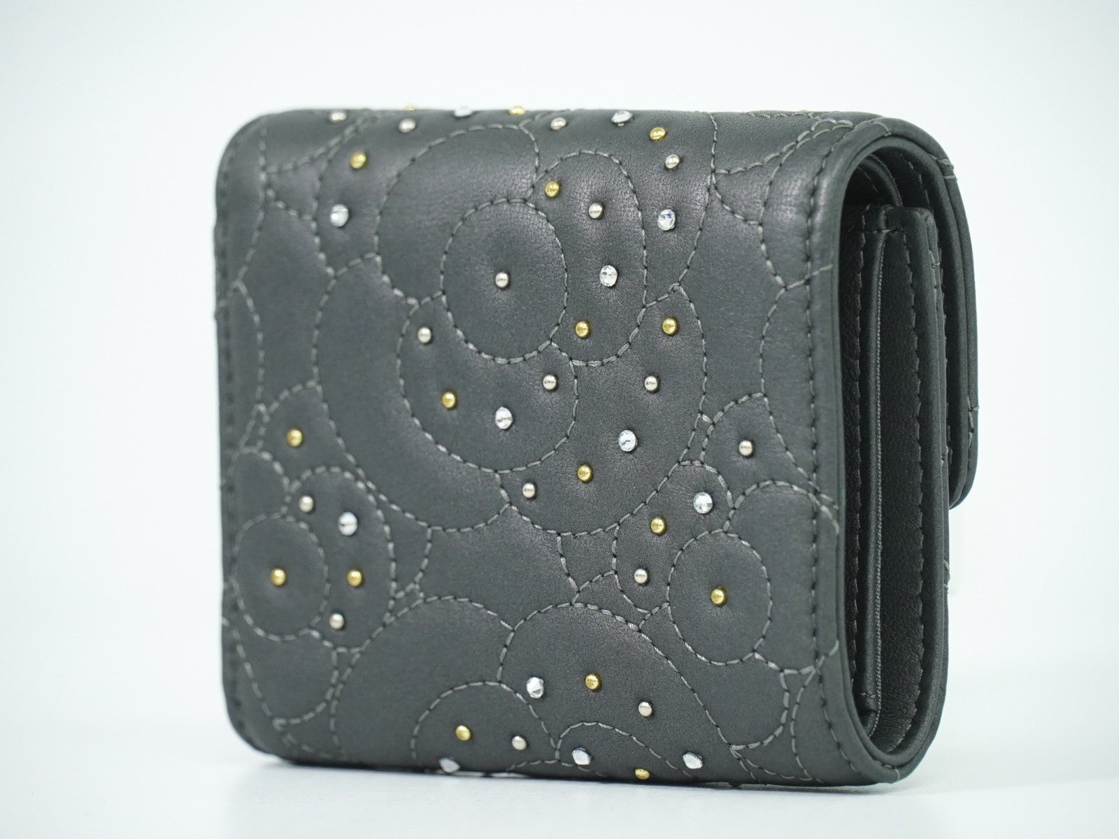 Chanel Camellia Flap Studded Camellia Lambskin Gray Leather Wallets Accessory (Pre-Owned)