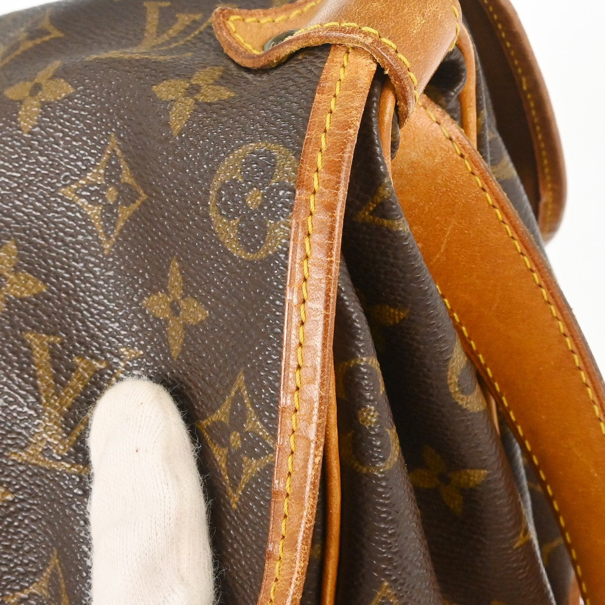 Louis Vuitton Saumur Monogram Canvas Brown Canvas Shoulder Bag Bag (Pre-Owned)