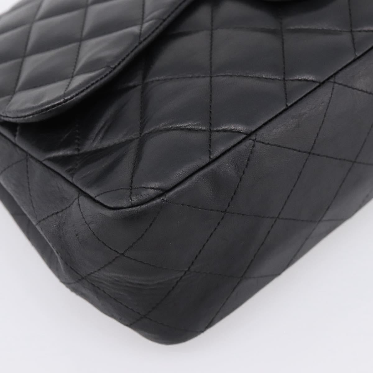 Chanel Vintage Square Classic Flap Quilted Lambskin Black Leather Handbag (Pre-Owned)